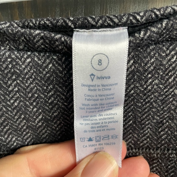 Ivivva Size 8 - Picture 3 of 3